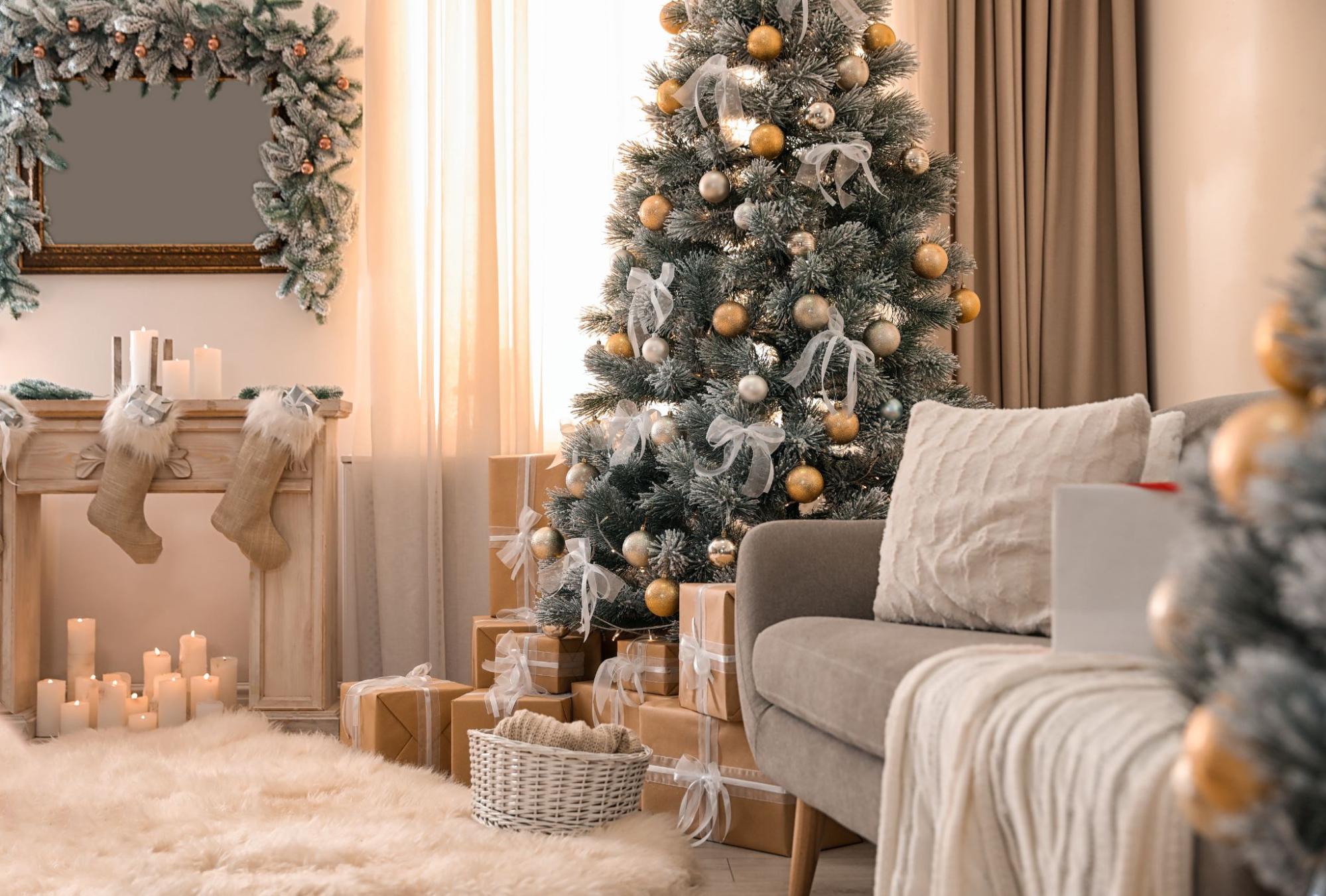 Beautiful Christmas Decor in the living room ©New Africa